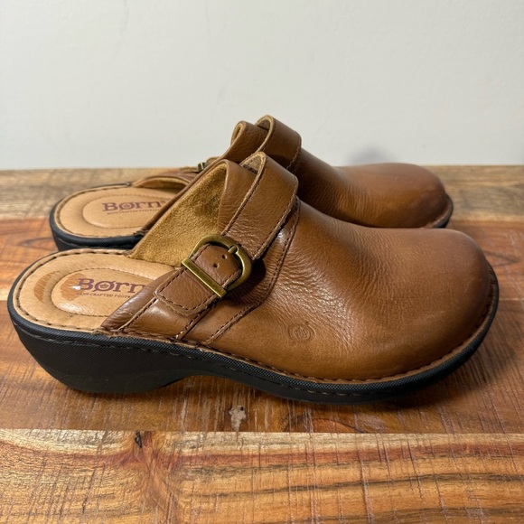 Born Womens Brown Leather Clogs, Size 7 - Picture 1 of 6